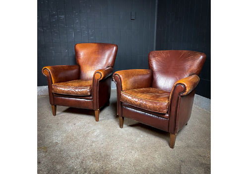 Vintage Living Room Furniture