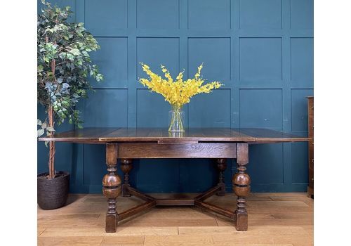 Oak Dining Tables