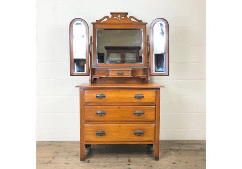 1920s Dressing Tables