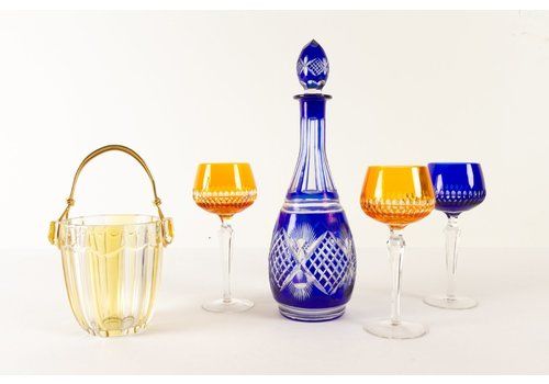 Vintage & Antique Glassware