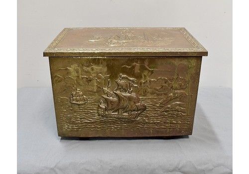 Vintage & Antique Trunks