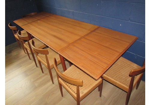 Mid Century Dining Tables and Chairs