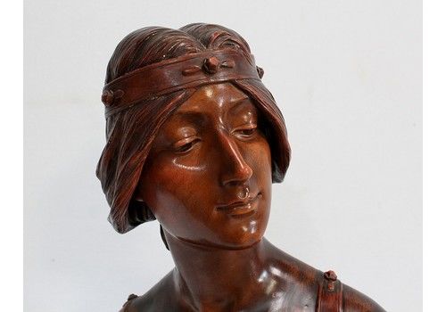 Art Nouveau Figurines