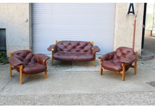Vintage Leather Sofas