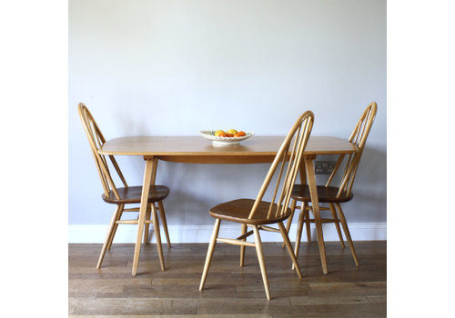 Vintage & Antique Dining Tables