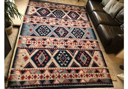 Traditional Rugs