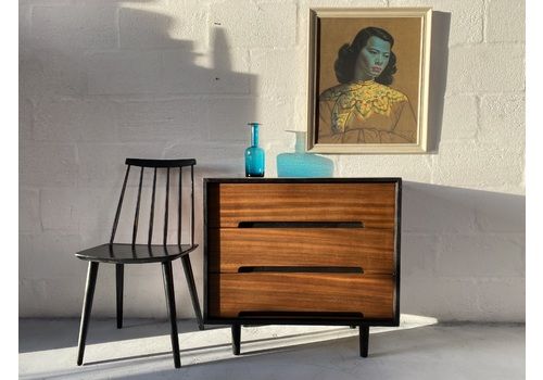 Walnut Chest of Drawers